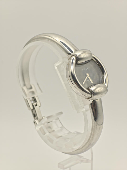 Gucci 1400L Quartz Watch Black Dial Bangle Bracelet Women Swiss - 271