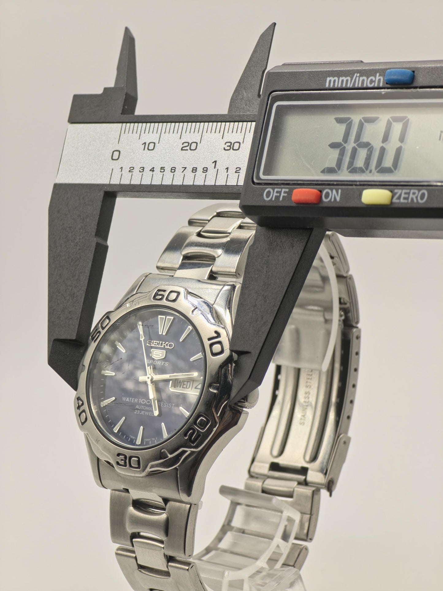Seiko 5 Sports Automatic Watch Blue Dial Day-Date 100M Men Japan - 275