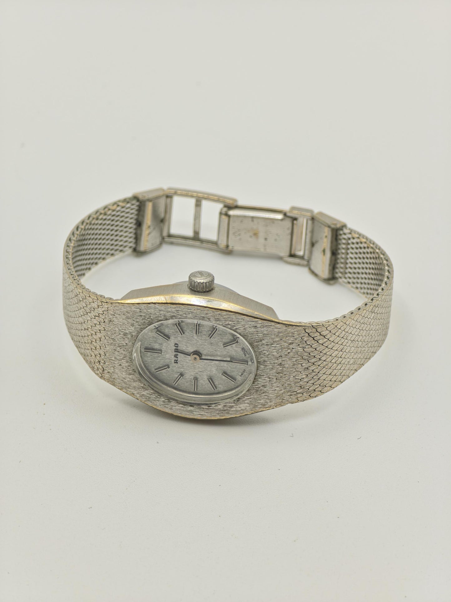 Rado Vintage Quartz Watch Silver Dial Women Swiss Classic - 277