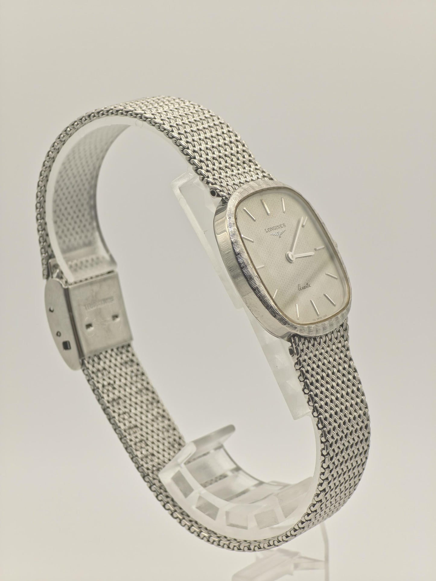 Longines Men Watch Quartz Silver Dial Stainless Steel Swiss Made Vintage | 286