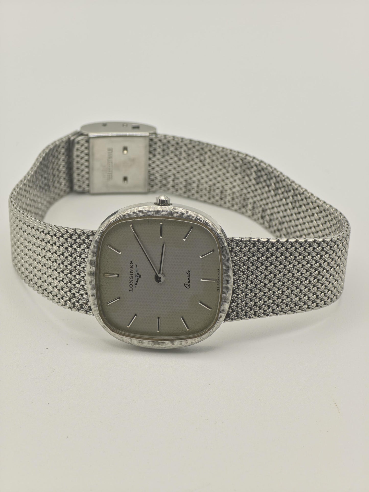 Longines Men Watch Quartz Silver Dial Stainless Steel Swiss Made Vintage | 286