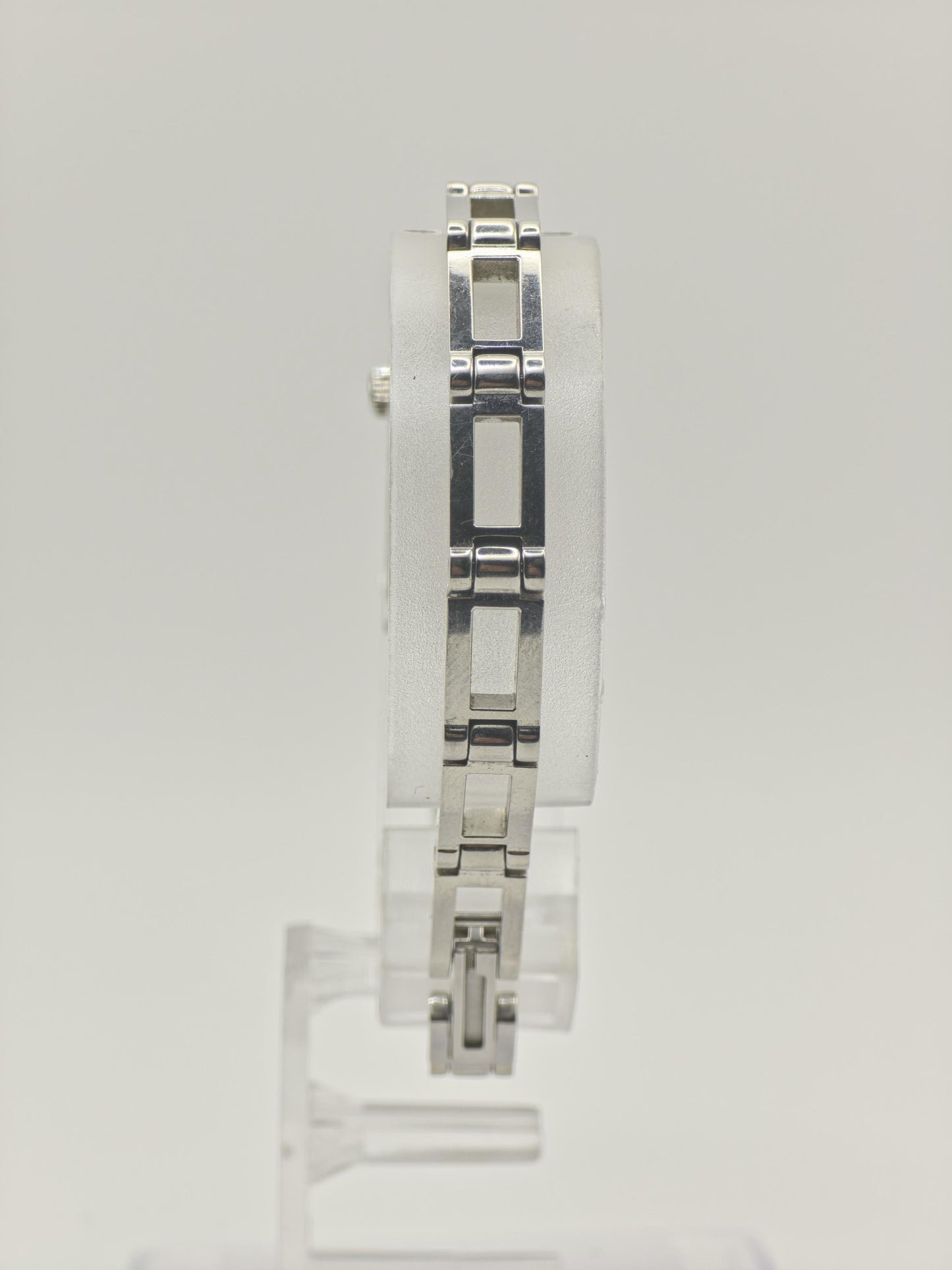Gucci 1500L Women Stainless Steel Slim Bracelet Quartz Watch Black Dial | - 297