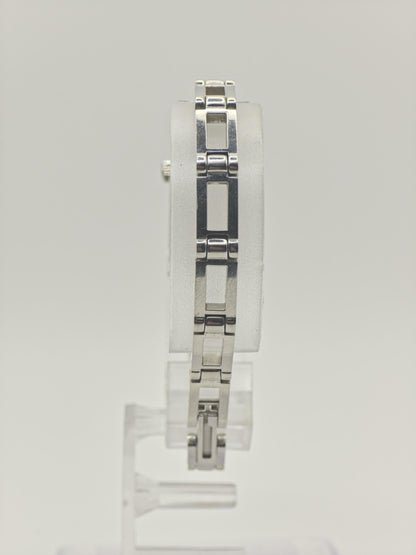 Gucci 1500L Women Stainless Steel Slim Bracelet Quartz Watch Black Dial | - 297