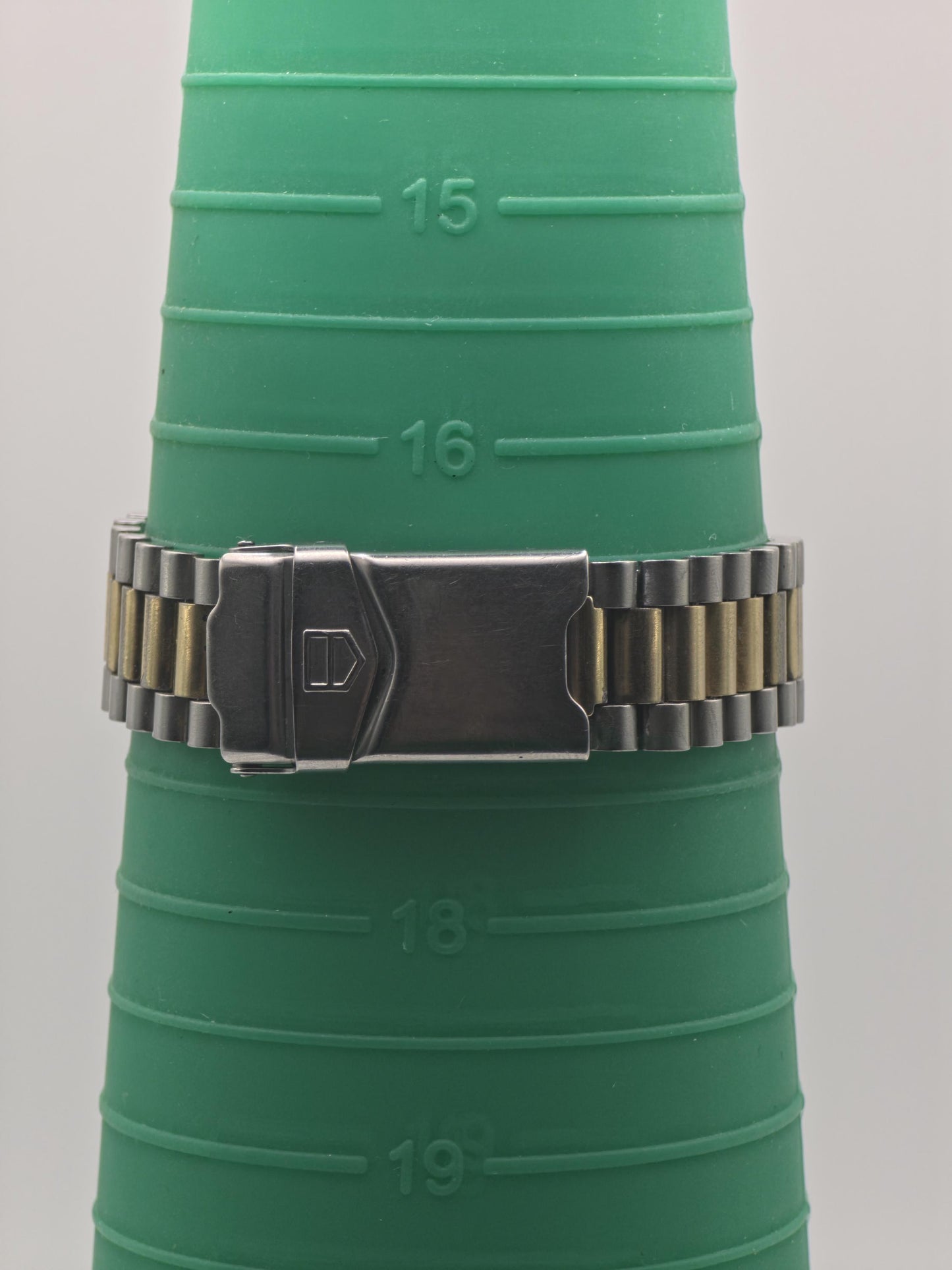 Tag Heuer 964.013-2 Professional Quartz Two Tone Watch Box Papers Unisex | - 298
