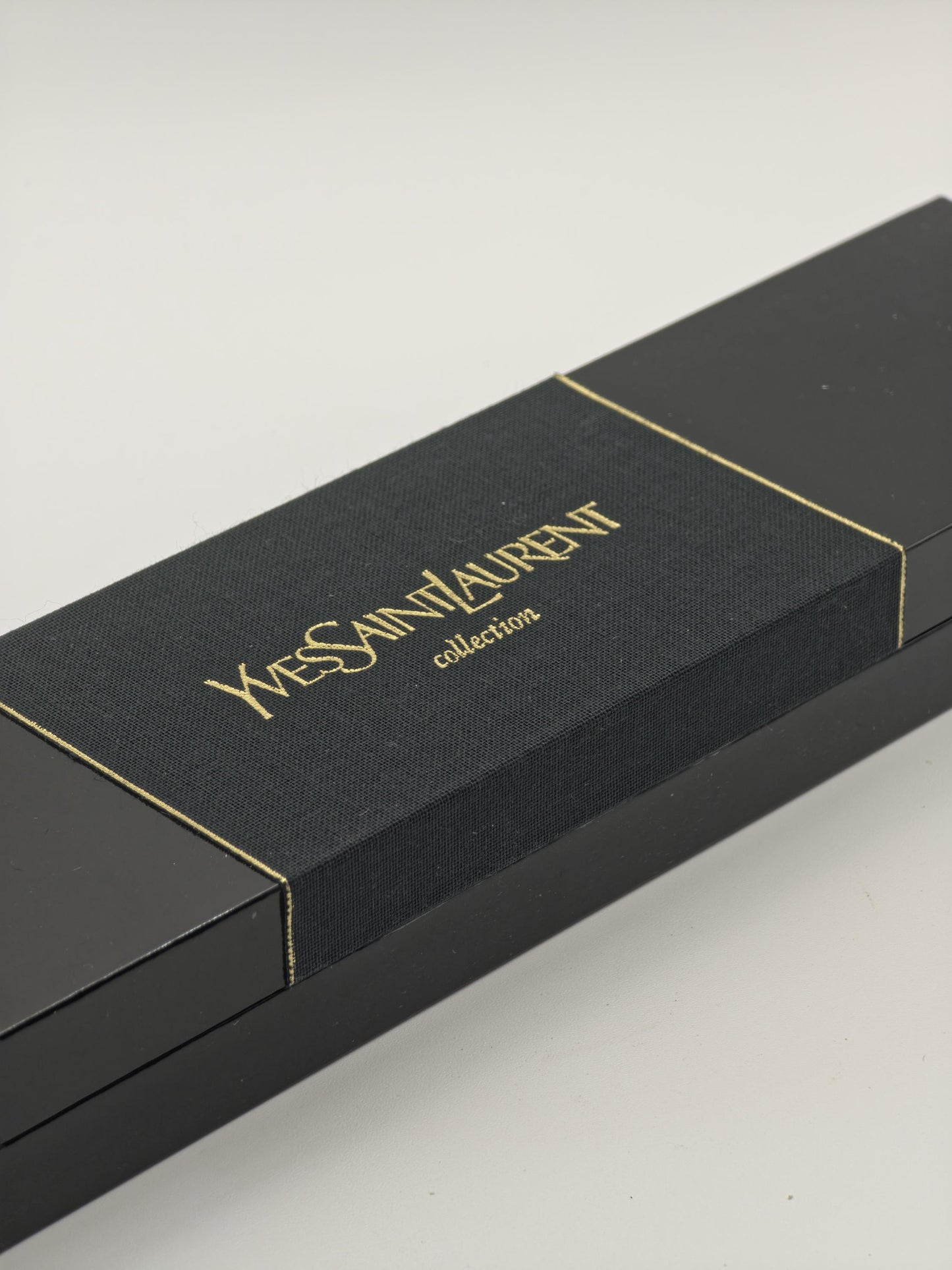 Yves Saint Laurent YSL Women Quartz Slim Bracelet Watch Silver Dial Box Tag | - 302