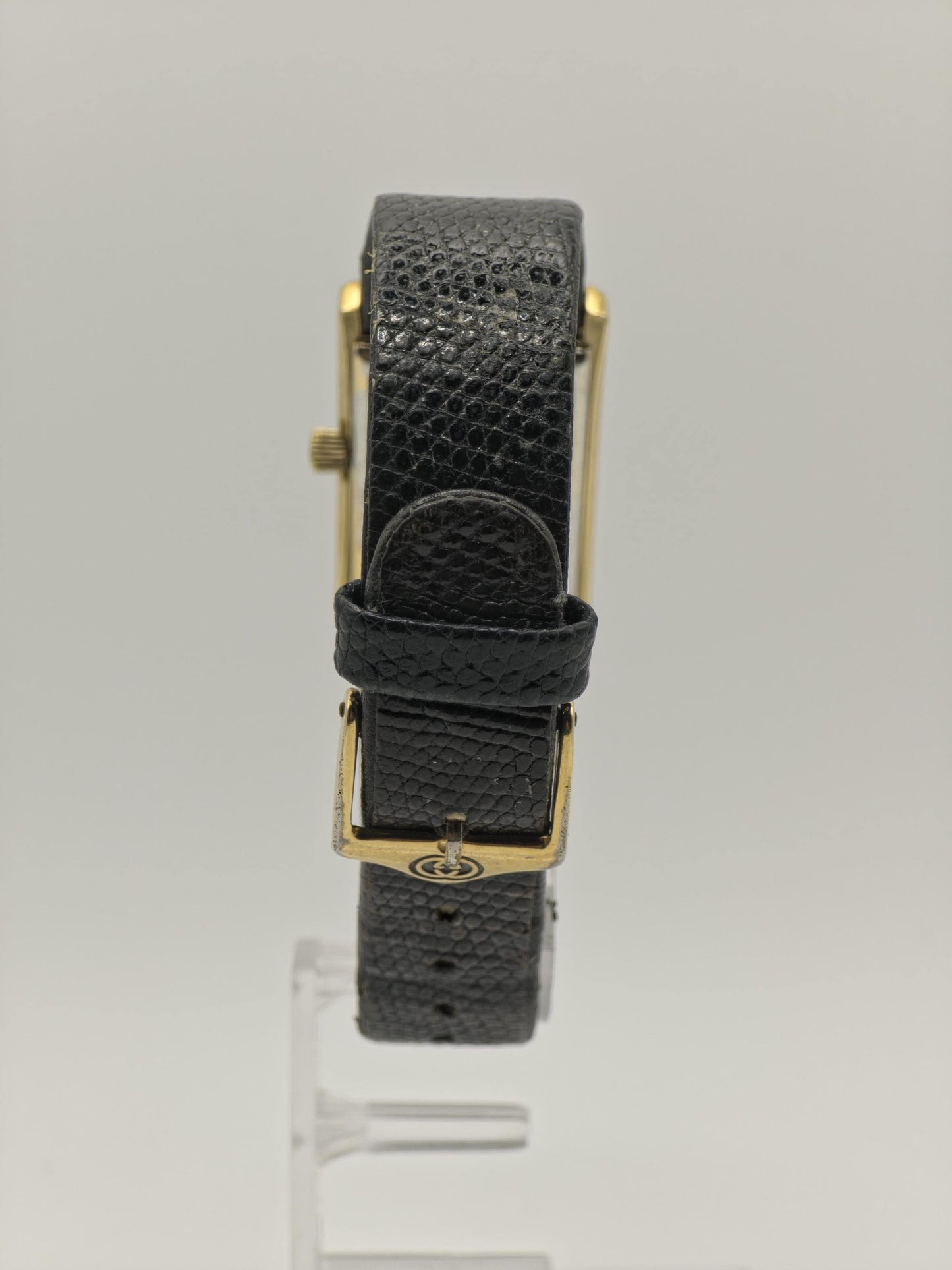 Gucci Quartz Women Black Dial GG Logo Gold Tone Case Classic | - 305