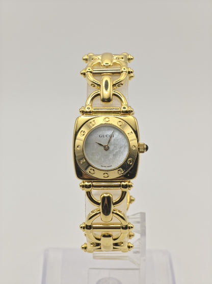 Gucci 6400L Gold Tone Women Vintage Quartz Watch Mother of Pearl Dial | - 312