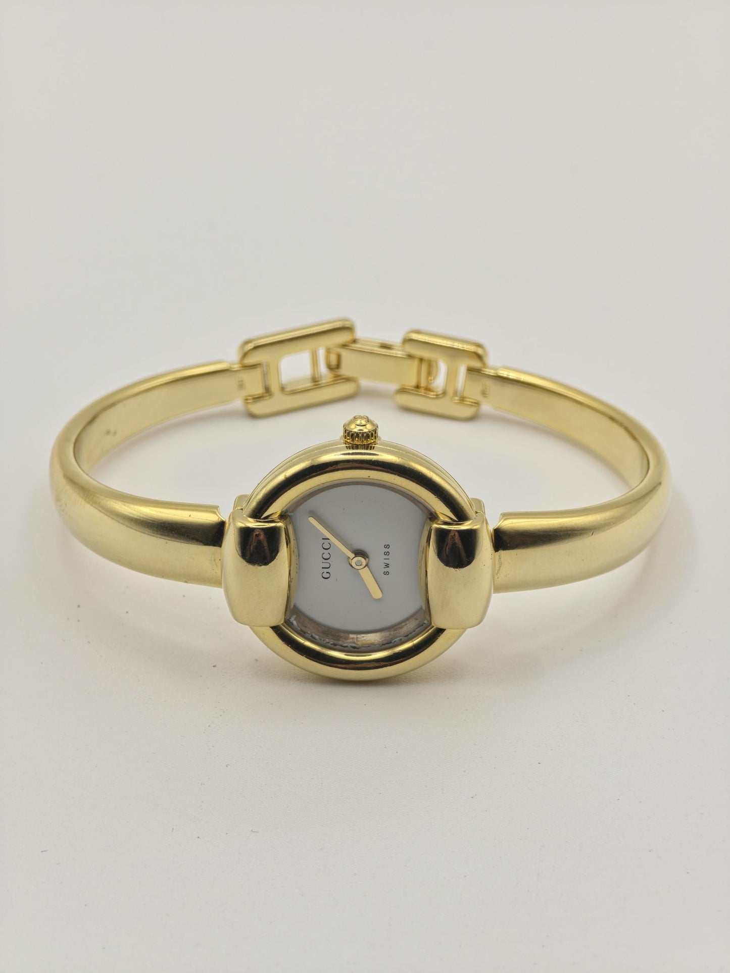 Gucci 1400L Gold Tone Bangle Women Vintage Quartz Watch Minimalist Swiss Made | - 315