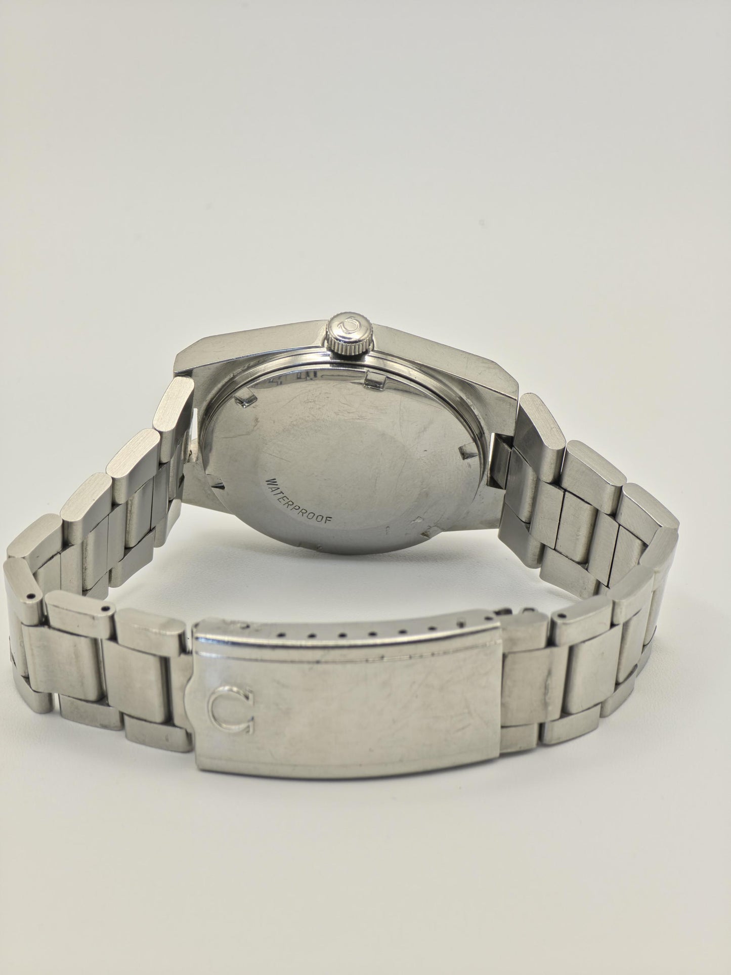 Vintage Omega Genève Men’s Automatic Watch Stainless Steel Date Swiss Made - 332
