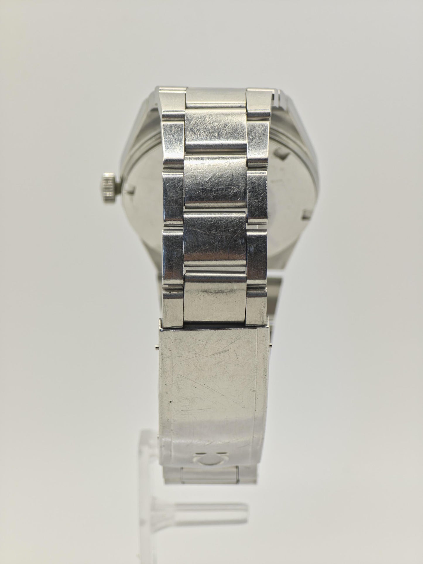 Vintage Omega Genève Men’s Automatic Watch Stainless Steel Date Swiss Made - 332