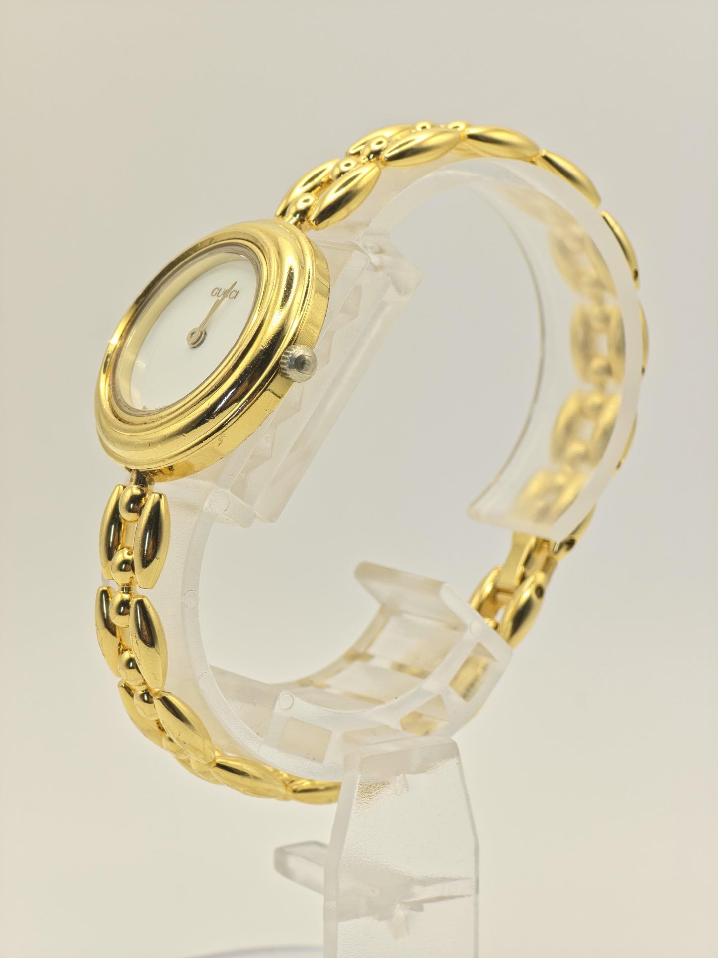 Vintage Gucci 11/12.2 Women’s Watch Gold Tone Bangle Bracelet Swiss Made - 333