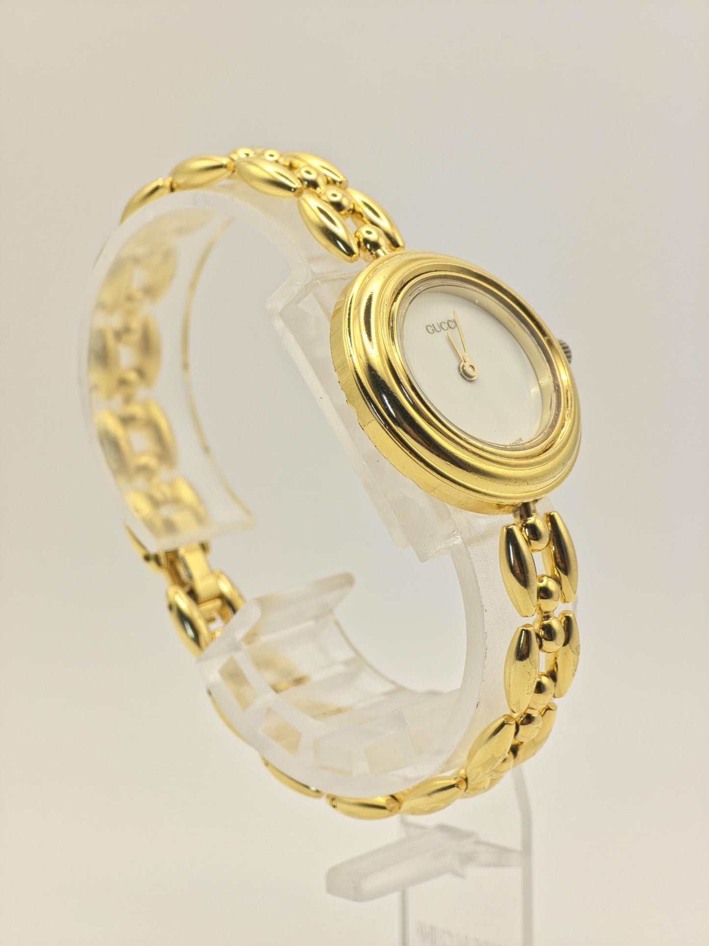 Vintage Gucci 11/12.2 Women’s Watch Gold Tone Bangle Bracelet Swiss Made - 333