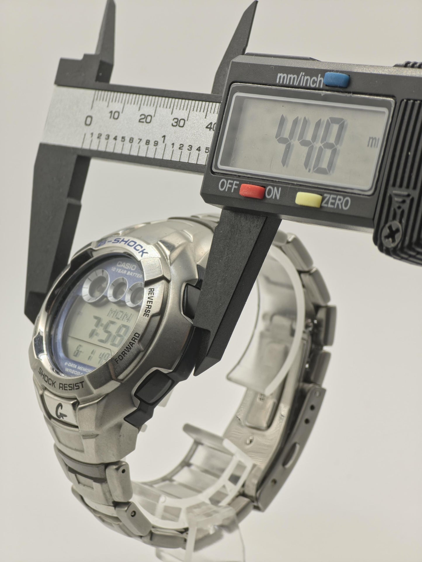 Vintage Casio G-Shock Men's Digital Watch Stainless Steel Bracelet WR20BAR Shock Resist - 338