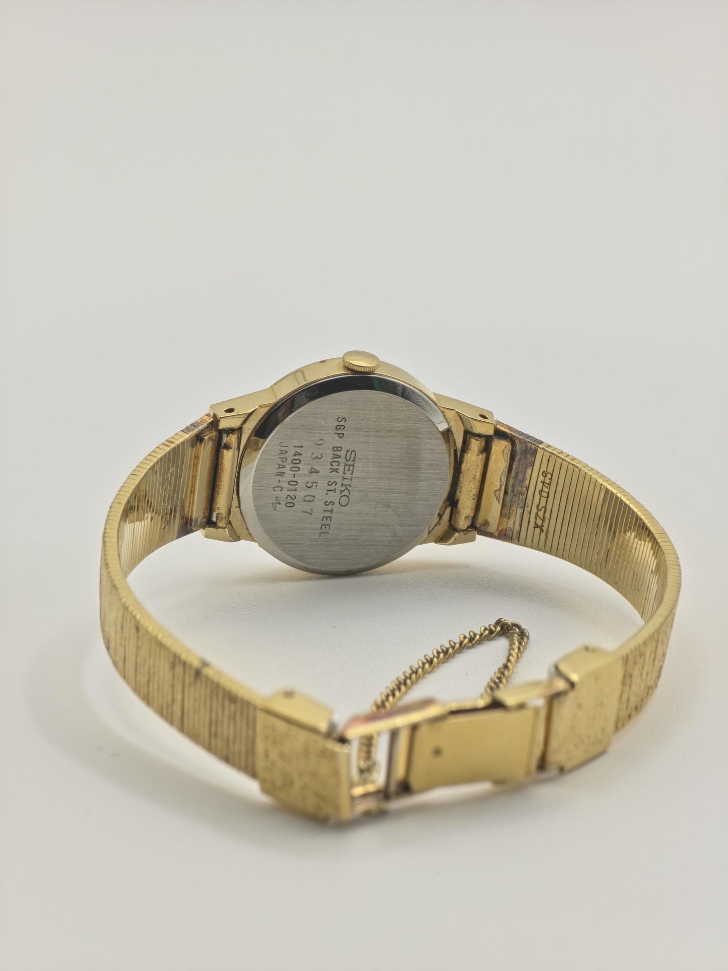 Vintage Seiko Women's Quartz Gold Tone Roman Dial Bracelet Watch Japan Made - 341