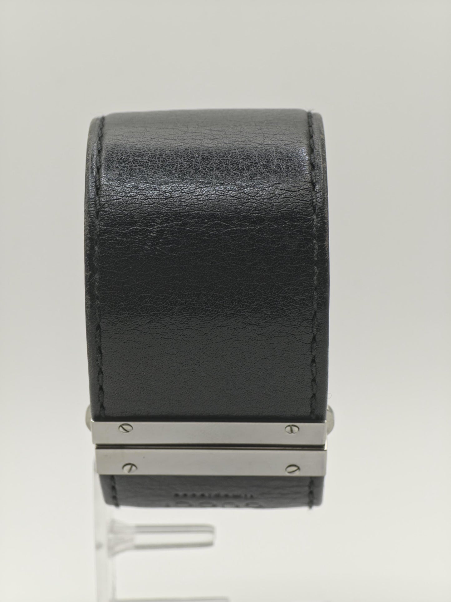 Vintage Gucci 7800L Women's Black Dial Bangle Watch Swiss Quartz Designer Timepiece - 346