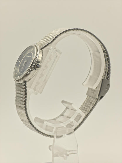 Vintage Universal Genève Women's / Unisex Watch Swiss Quartz Mesh Bracelet Silver Dial - 339