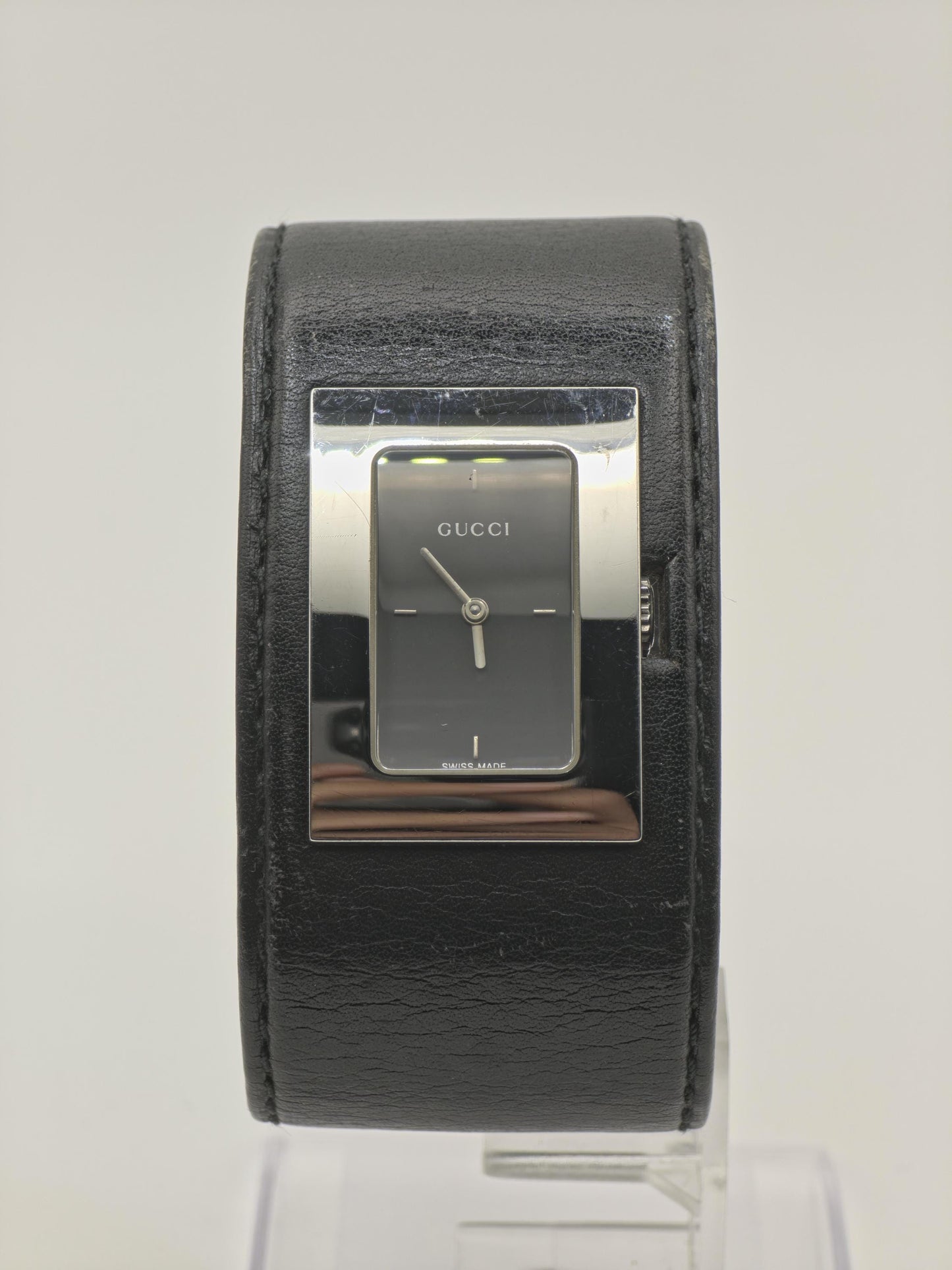 Vintage Gucci 7800L Women's Black Dial Bangle Watch Swiss Quartz Designer Timepiece - 346