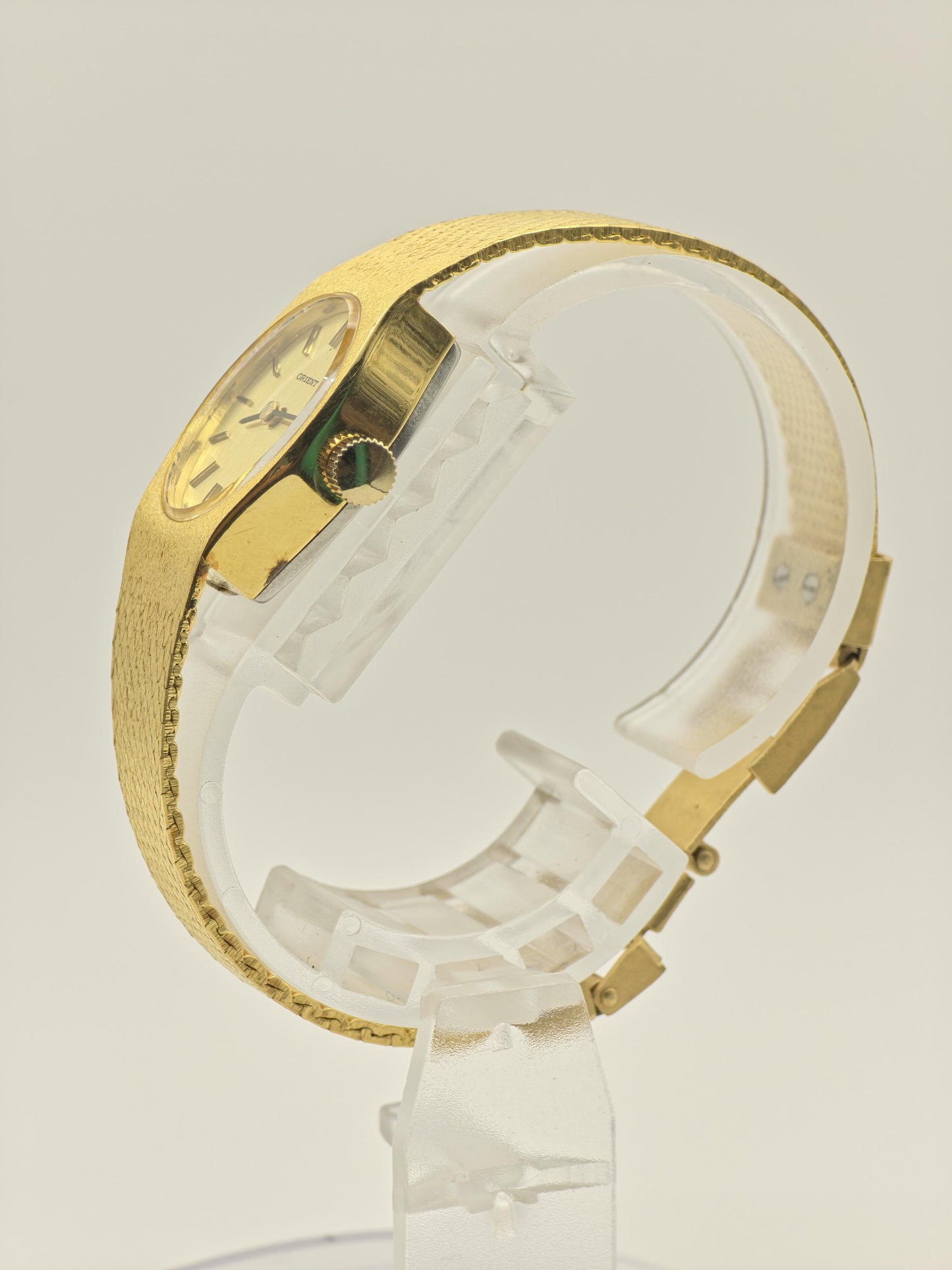 Vintage Orient Women's Watch Gold Tone Bracelet Champagne Dial Quartz Japan - 365