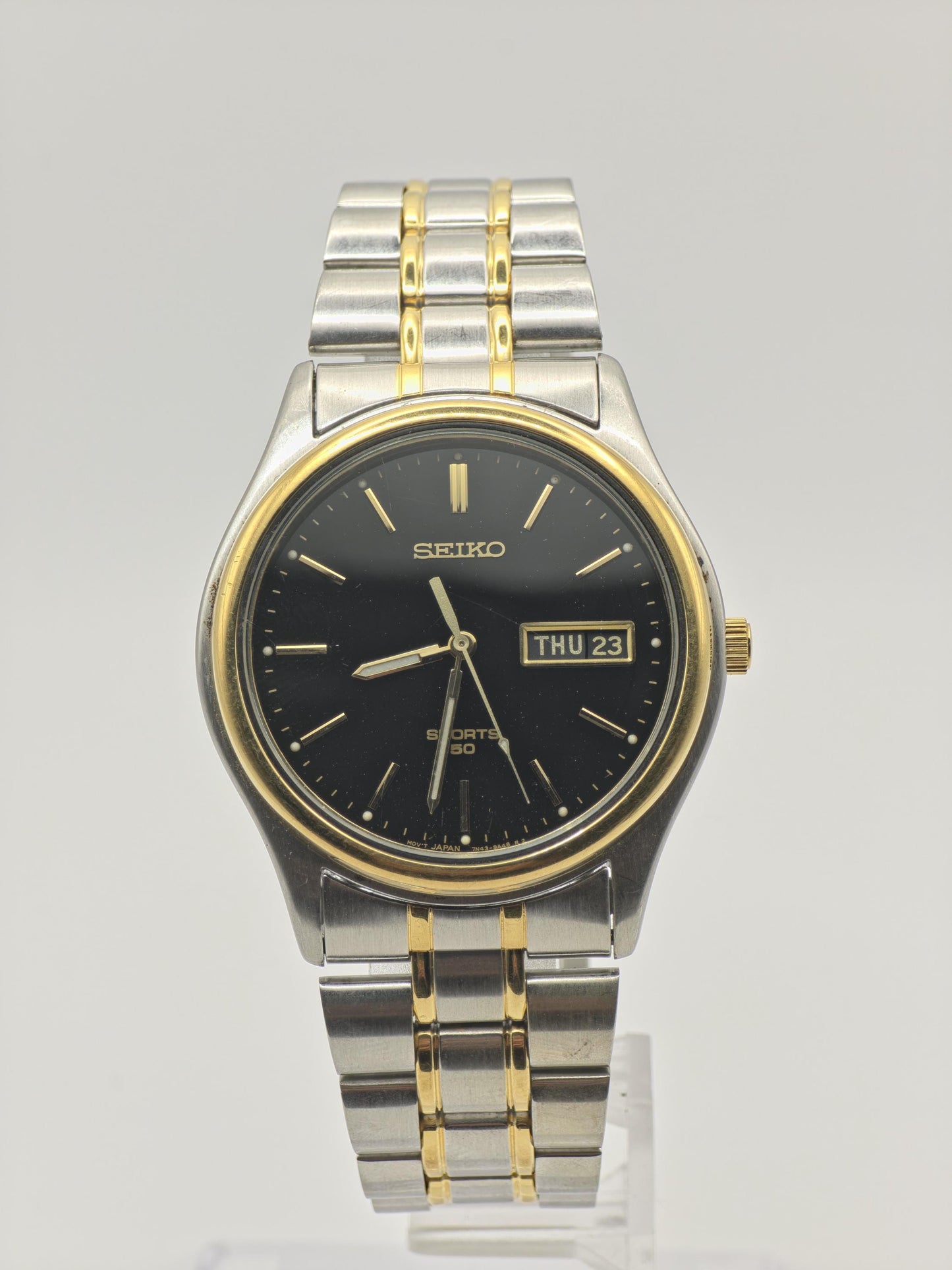 Vintage Seiko Sports 50 Day-Date Quartz Men's Watch Black Dial Two-Tone - 368