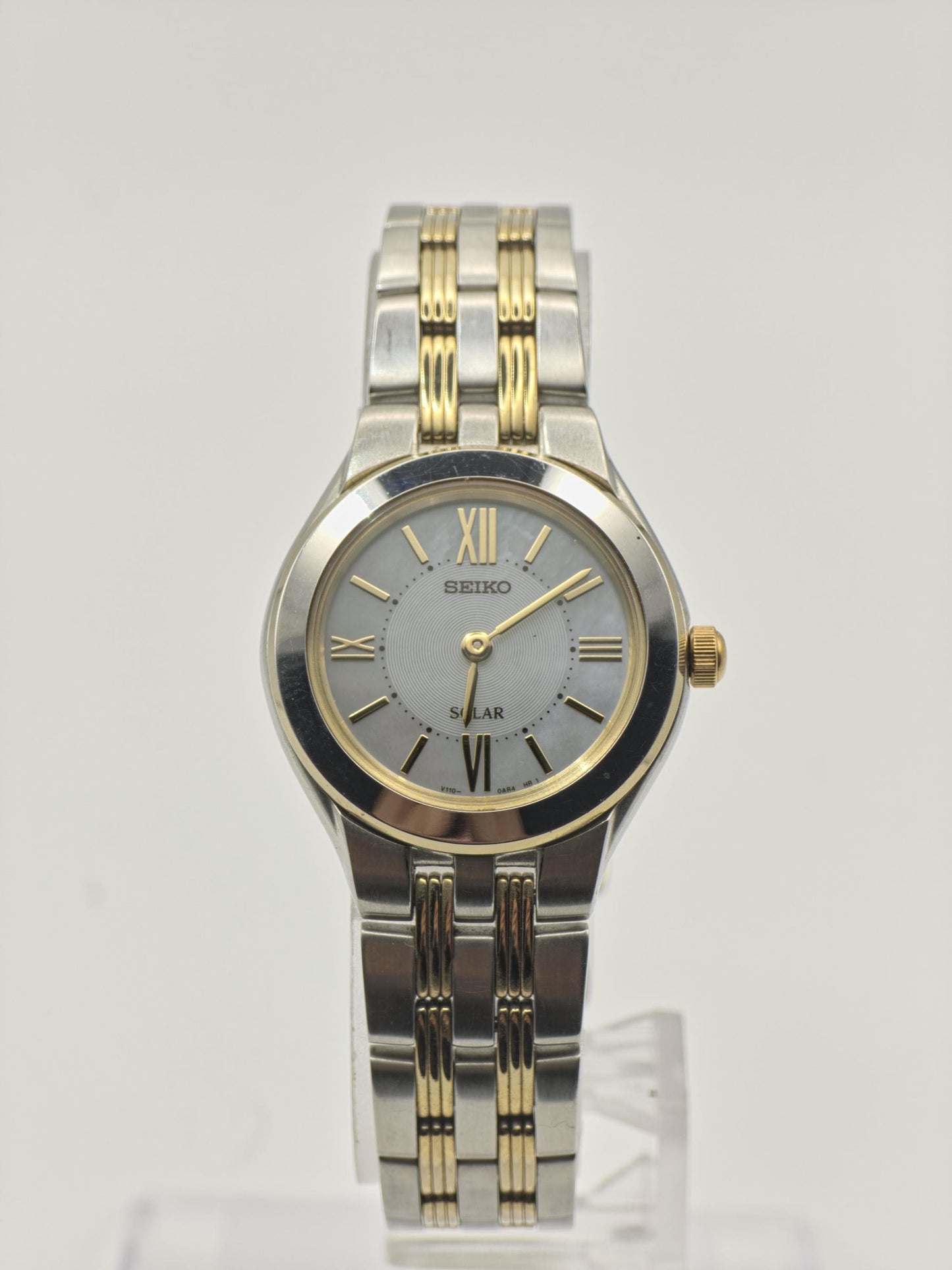 Vintage Seiko Solar Women's Two Tone Quartz Watch Mother of Pearl Dial Japan - 376