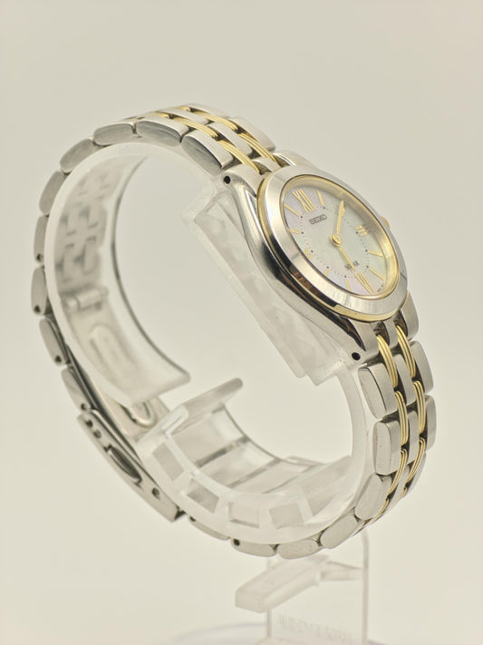 Vintage Seiko Solar Women's Two Tone Quartz Watch Mother of Pearl Dial Japan - 376