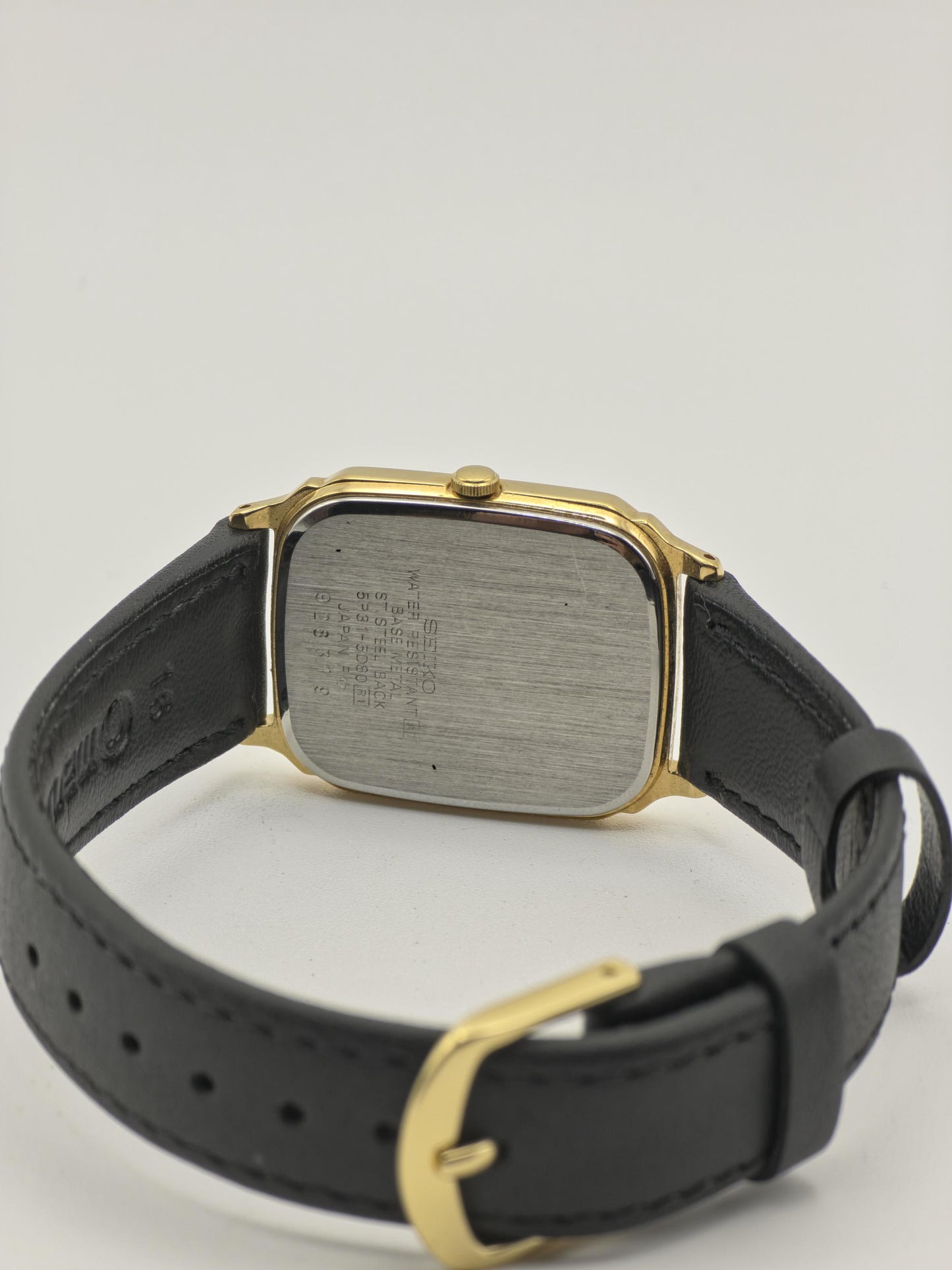 Vintage Seiko Women's / Unisex Quartz Roman Dial Gold Tone Dress Watch - 389