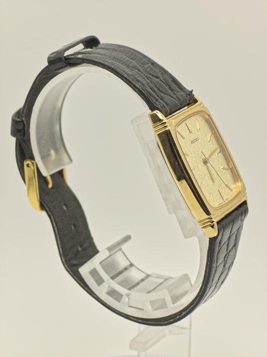 Vintage Seiko Quartz Gold Textured Dial Rectangular Dress Watch Unisex - 394