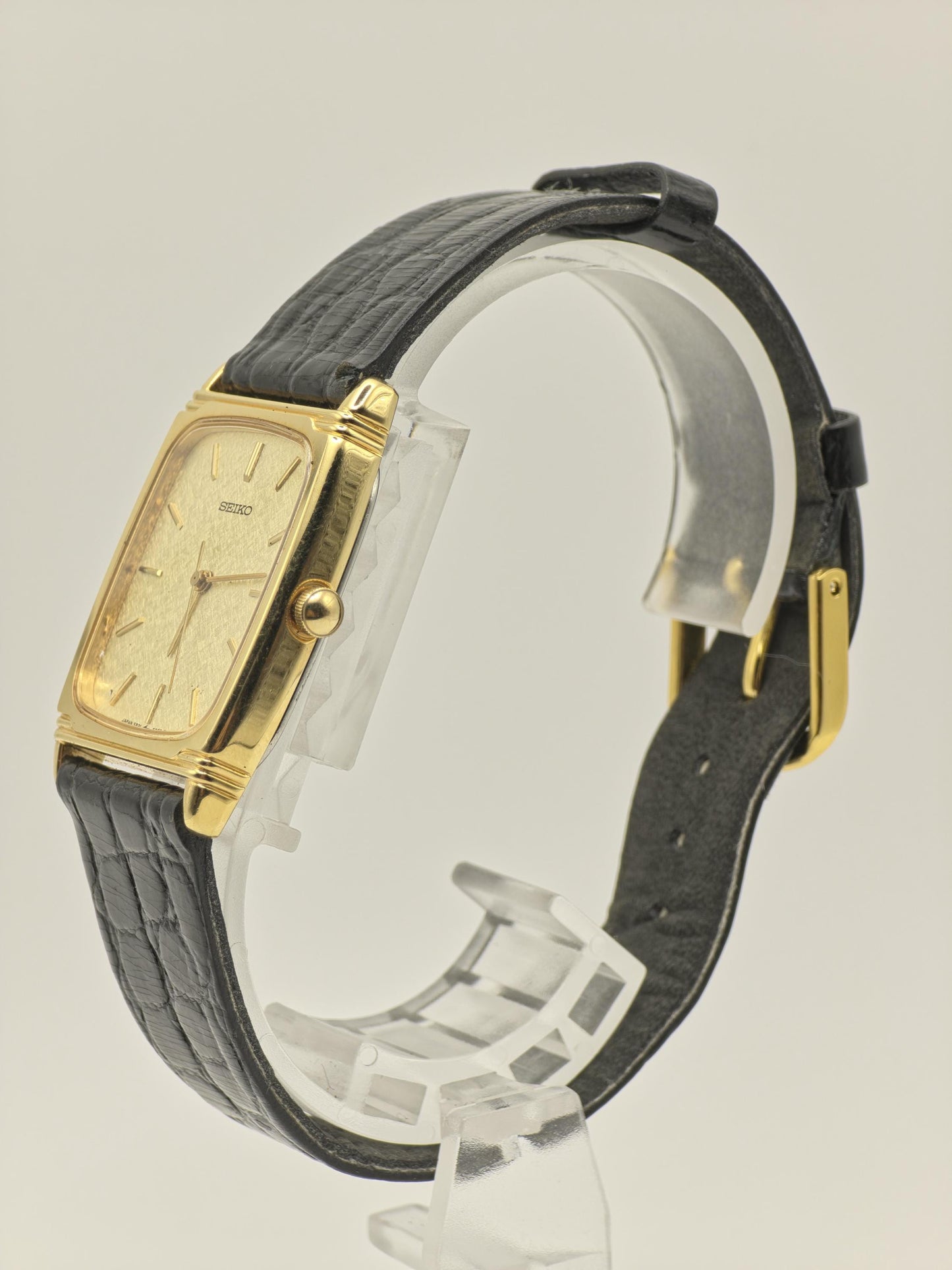 Vintage Seiko Quartz Gold Textured Dial Rectangular Dress Watch Unisex - 394