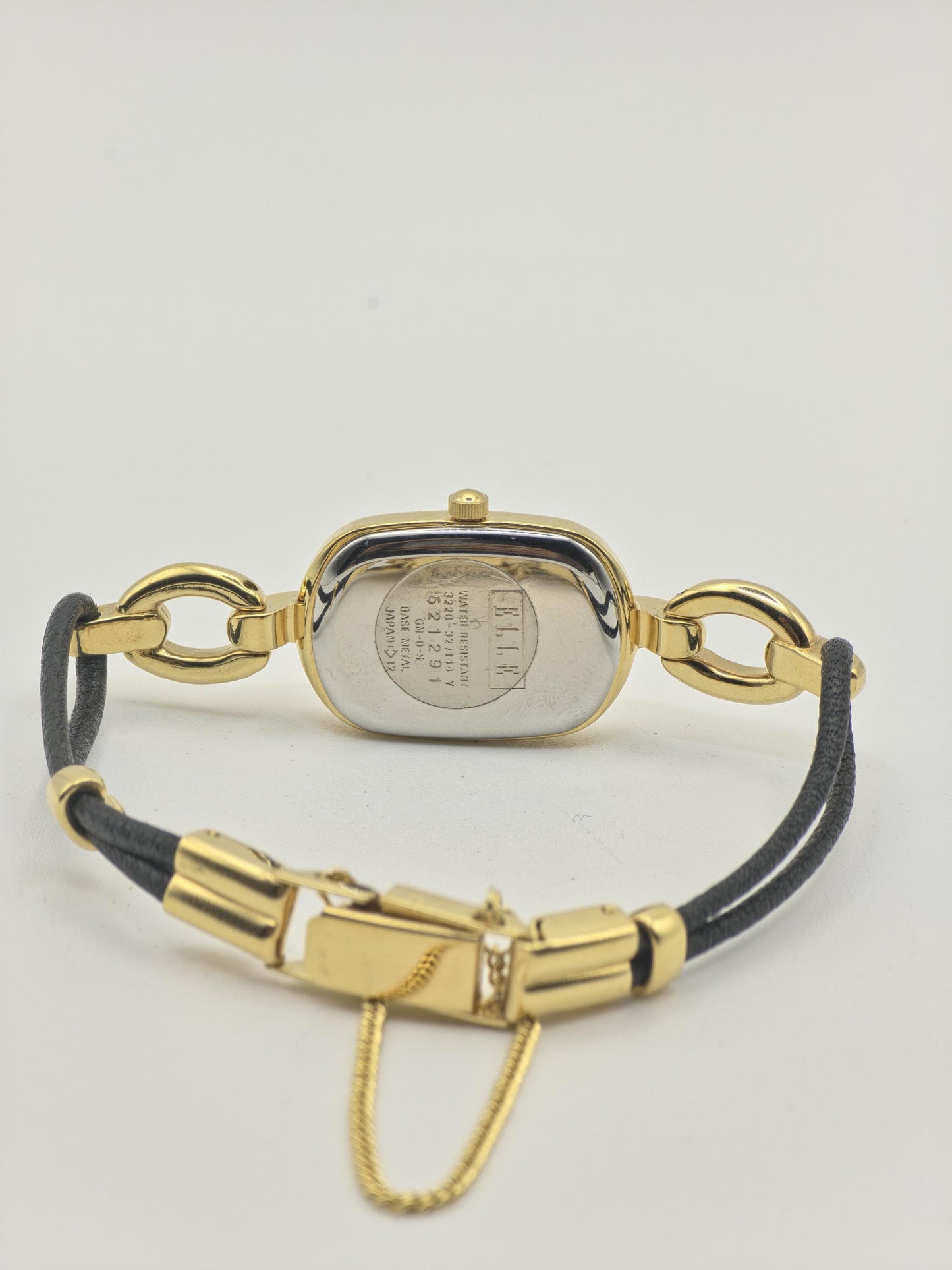 Vintage ELLE Quartz Gold Tone Bracelet Women's Dress Watch - 398
