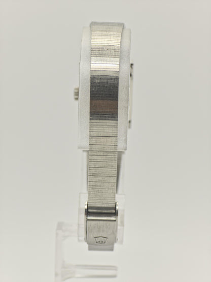 Vintage Waltham Women's Manual Wind Silver Tone Black Dial Rectangular Dress Watch - 404