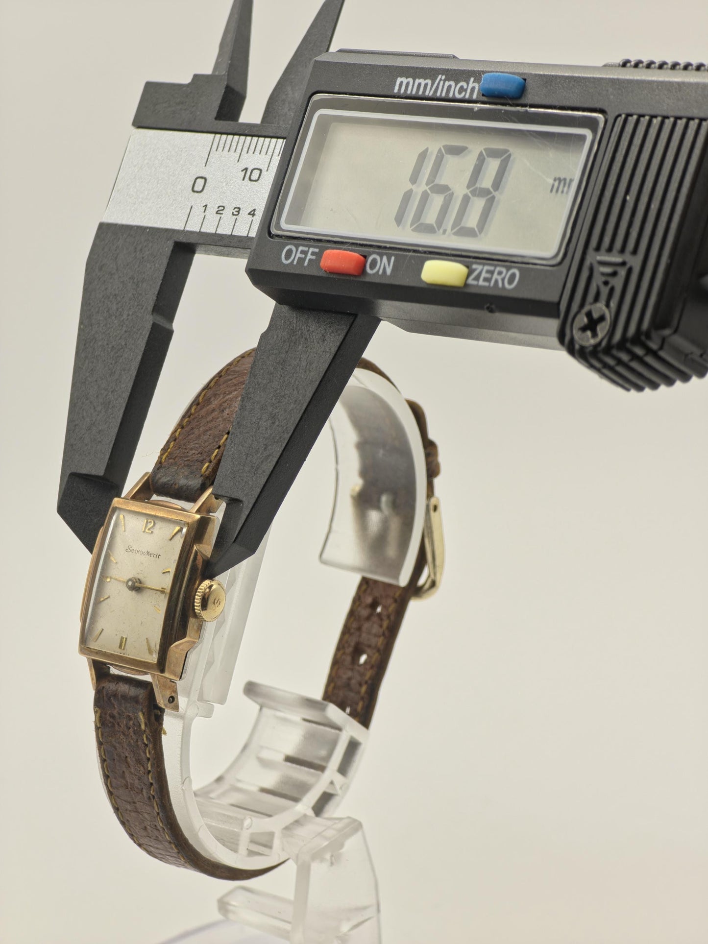 Vintage Seiko Merit Women's Manual Wind Gold Tone Rectangular Dress Watch - 407