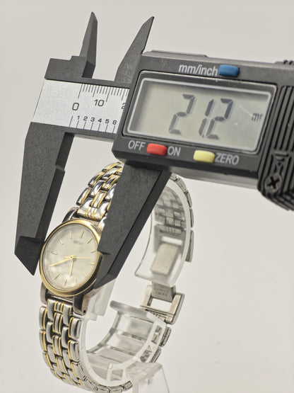 Vintage Seiko Lucent Women's Quartz Two-Tone Dress Watch White Dial Bracelet - 423
