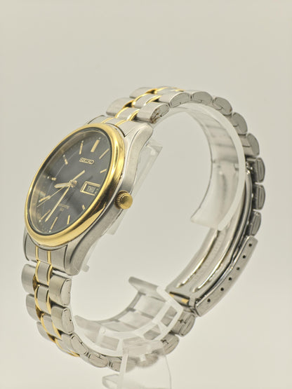 Vintage Seiko Sports 50 Day-Date Quartz Men's Watch Black Dial Two-Tone - 368