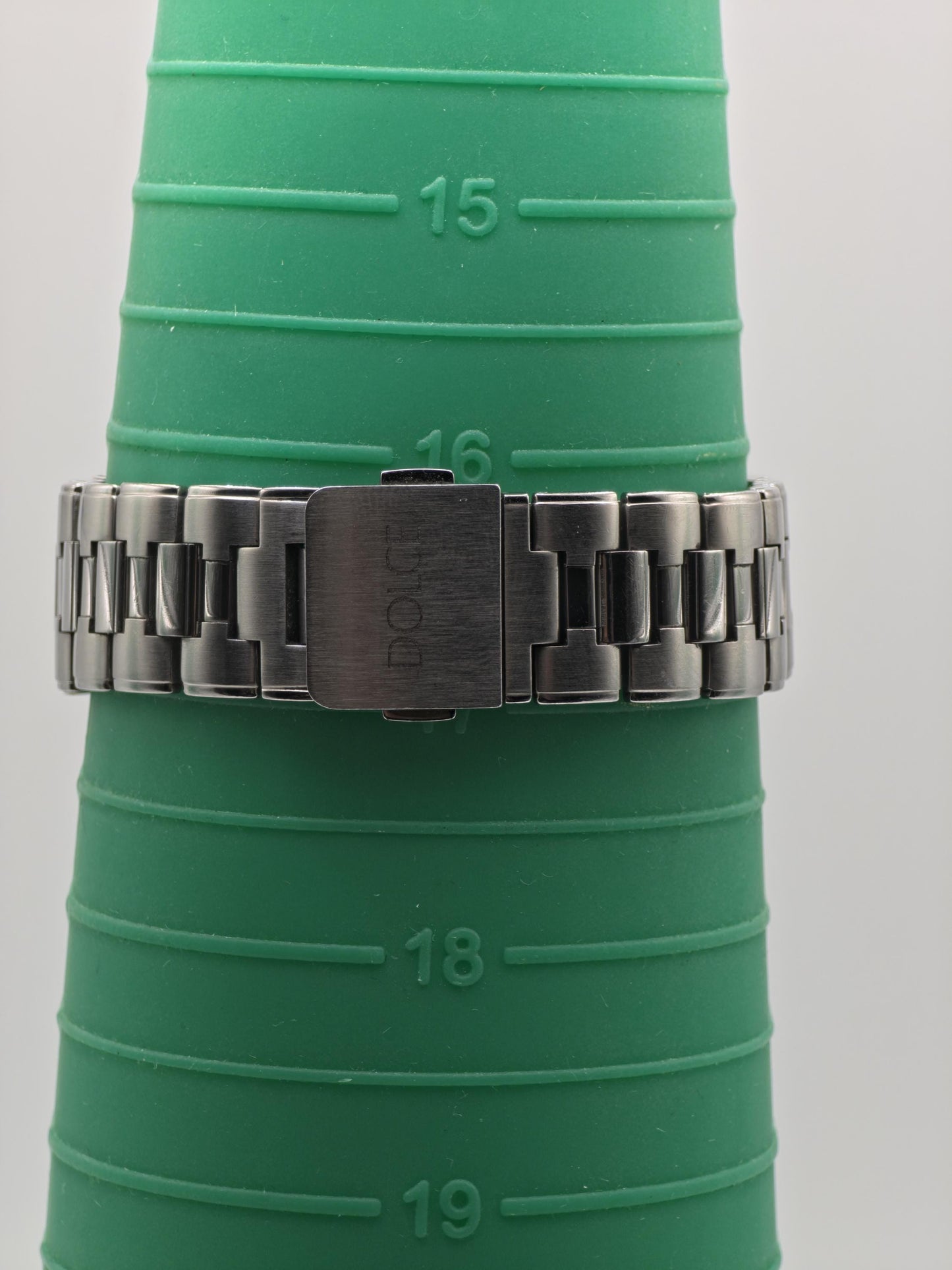 Vintage Seiko Dolce Quartz Men's Watch Silver Dial Stainless Steel Bracelet -373