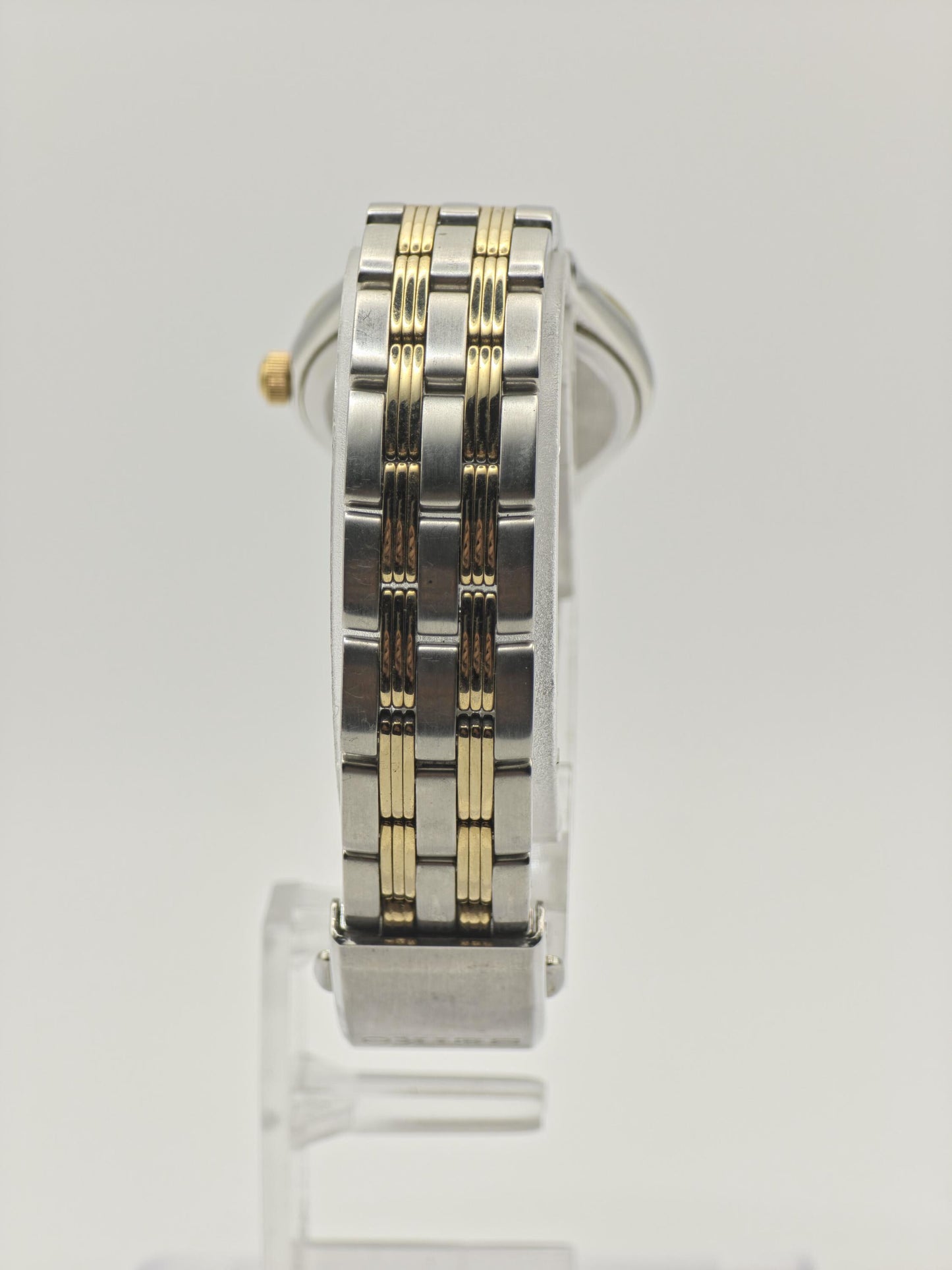 Vintage Seiko Solar Women's Two Tone Quartz Watch Mother of Pearl Dial Japan - 376