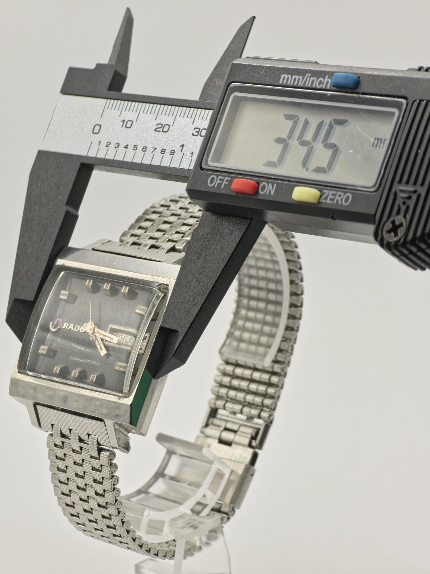 Vintage Rado Manhattan Men's Automatic Day Date Swiss Watch TV Case Bracelet - 379