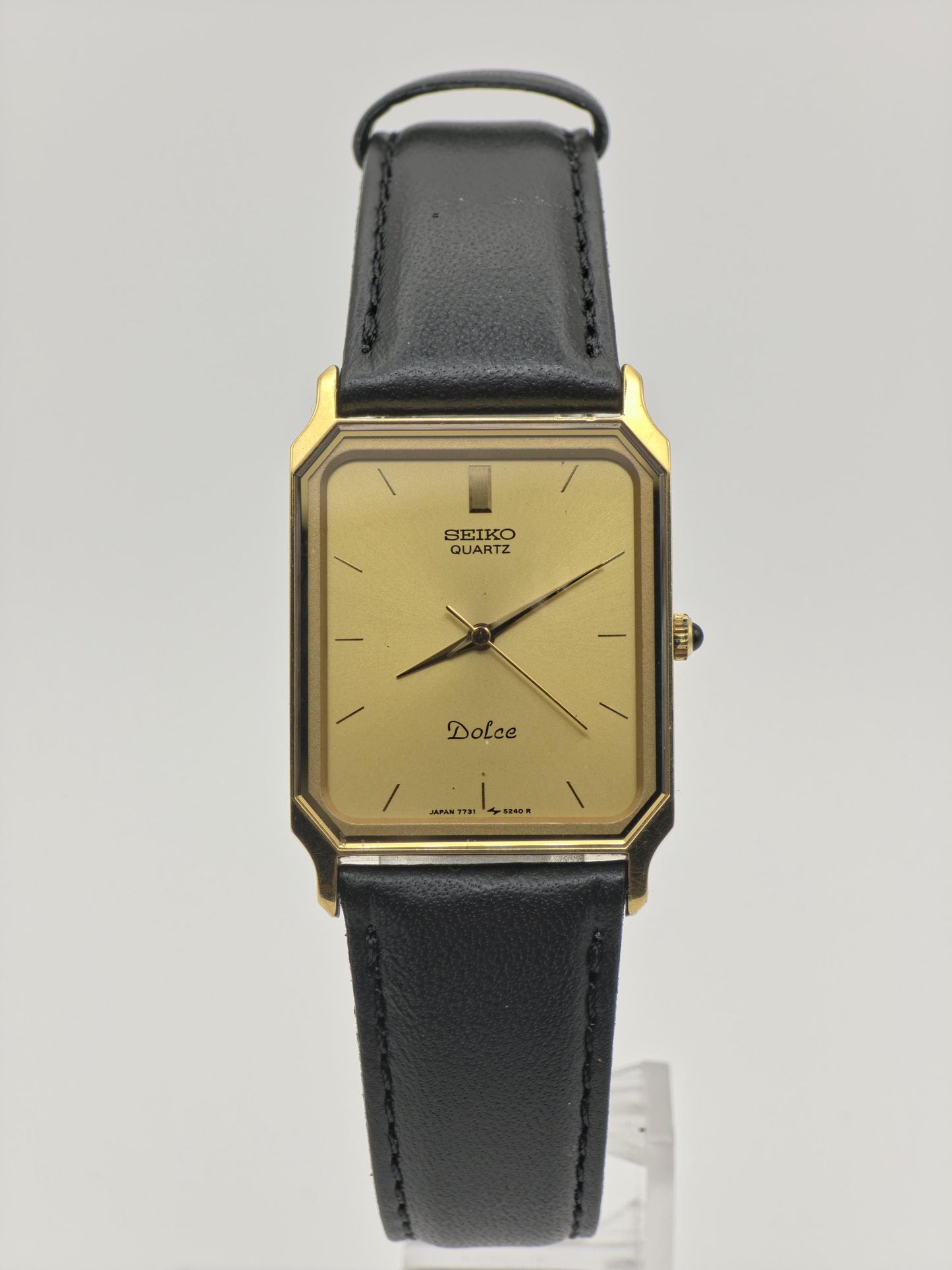Vintage Seiko Dolce Anti-Magnetic Men's / Unisex Quartz Gold Dial Dress - 384