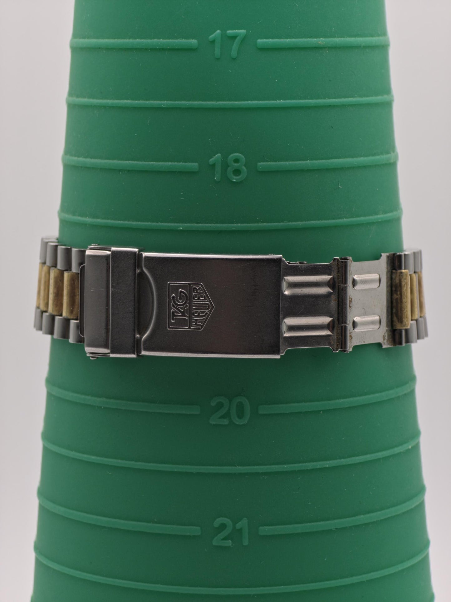 Vintage TAG Heuer 2000 Professional 200M Unisex Quartz Two-Tone Diver Watch Swiss - 387