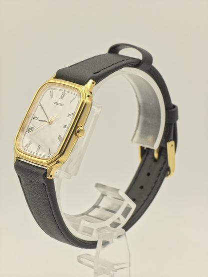 Vintage Seiko Women's / Unisex Quartz Roman Dial Gold Tone Dress Watch - 389