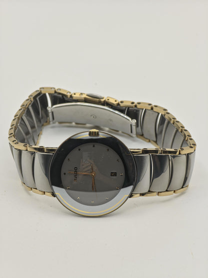 Vintage Rado DiaStar Quartz Black Dial Two-Tone Men's Dress Watch Date - 392
