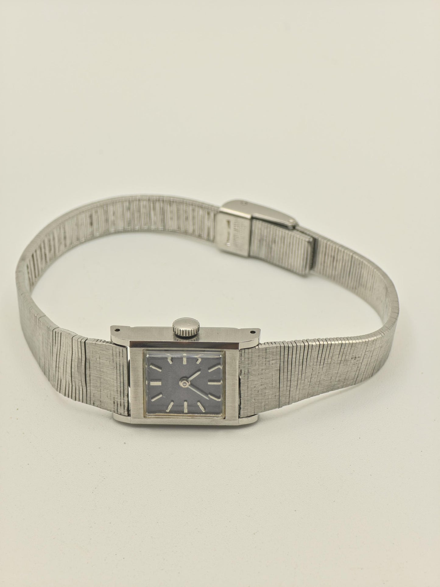 Vintage Waltham Women's Manual Wind Silver Tone Black Dial Rectangular Dress Watch - 404