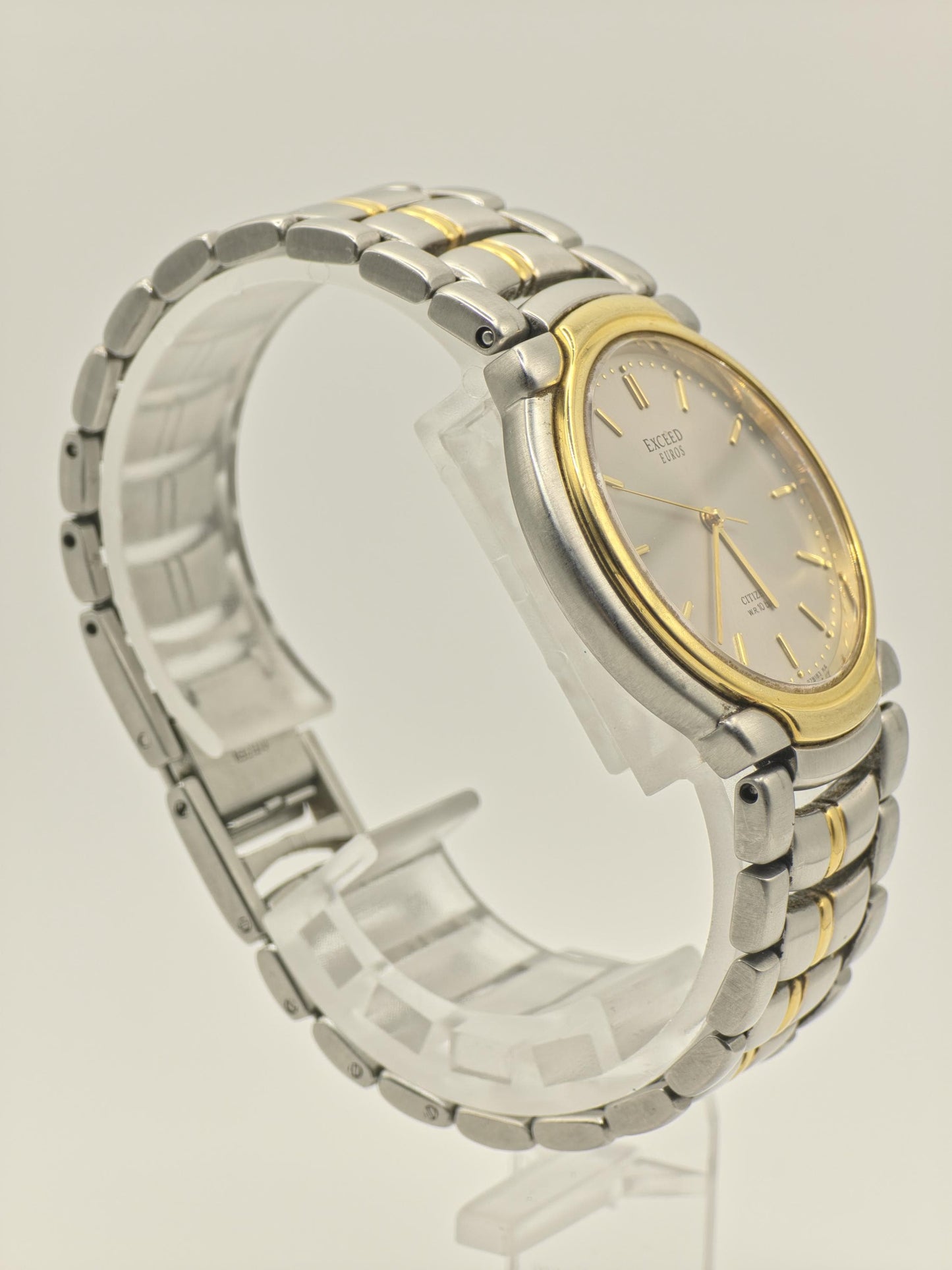 Vintage Citizen Exceed Euros WR 10 Bar Quartz Two-Tone Men's Dress Watch - 409