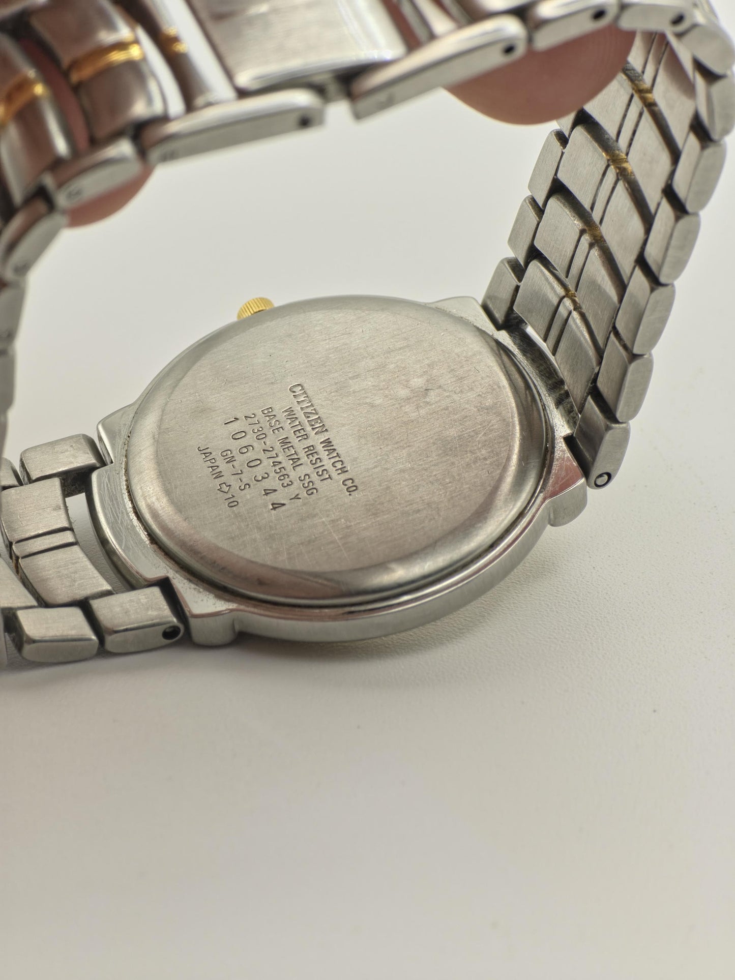 Vintage Citizen Exceed Euros WR 10 Bar Quartz Two-Tone Men's Dress Watch - 409