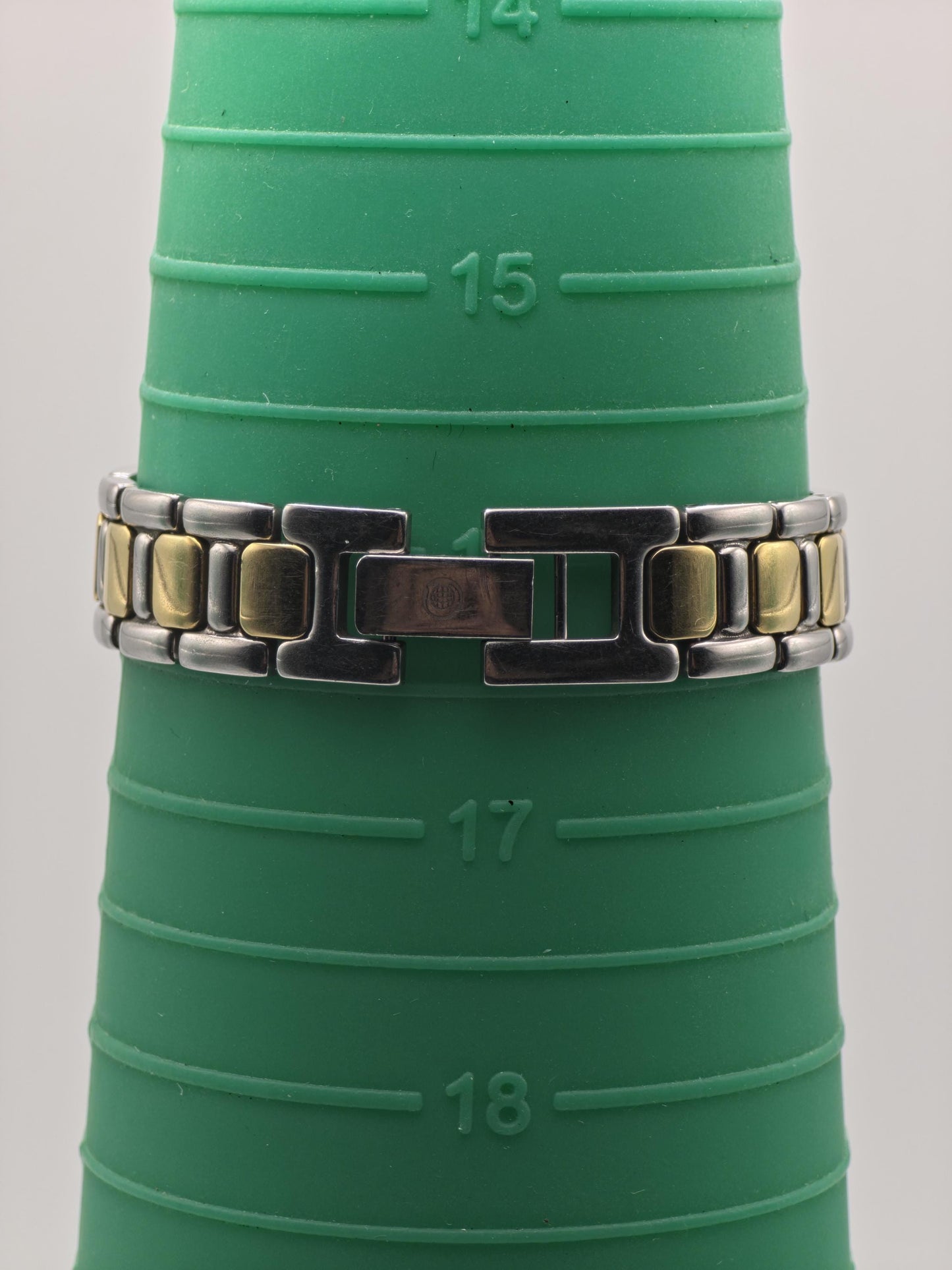 Vintage Cyma Sealord Women's Two-Tone Quartz Dress Watch - 418