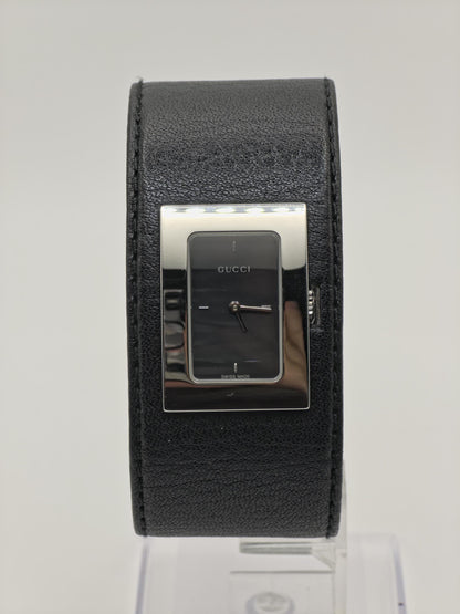 Vintage Gucci Women's Black Dial Wide Leather Cuff Quartz Watch Swiss Made - 424