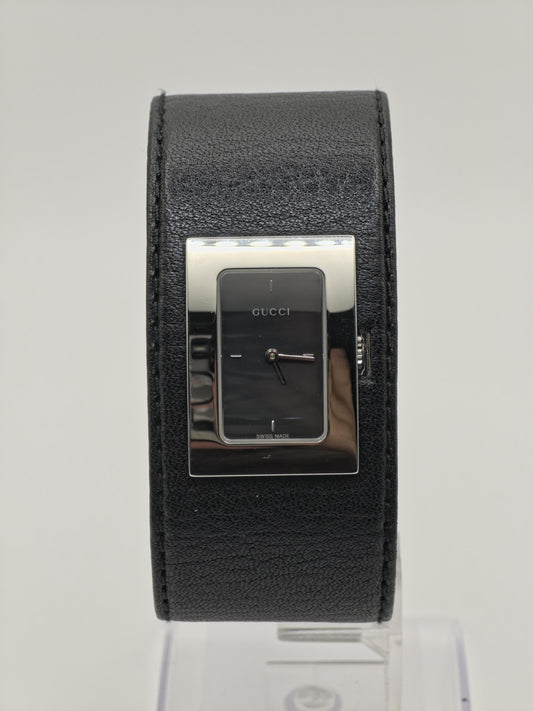 Vintage Gucci Women's Black Dial Wide Leather Cuff Quartz Watch Swiss Made - 424