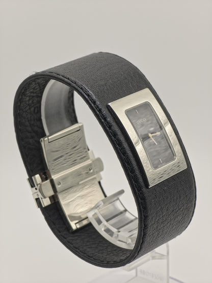 Vintage Gucci Women's Black Dial Wide Leather Cuff Quartz Watch Swiss Made - 424