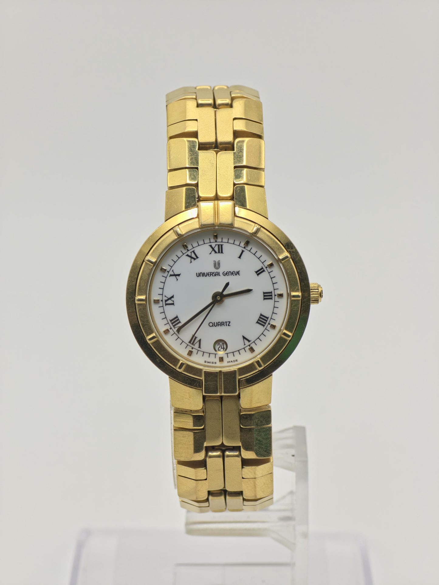 Vintage Universal Genève Women's Quartz White Dial Gold Tone Dress Watch Swiss Made - 433