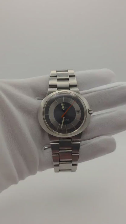 Vintage Omega Genève Dynamic Watch | 1970s Swiss Automatic, Bullseye Dial