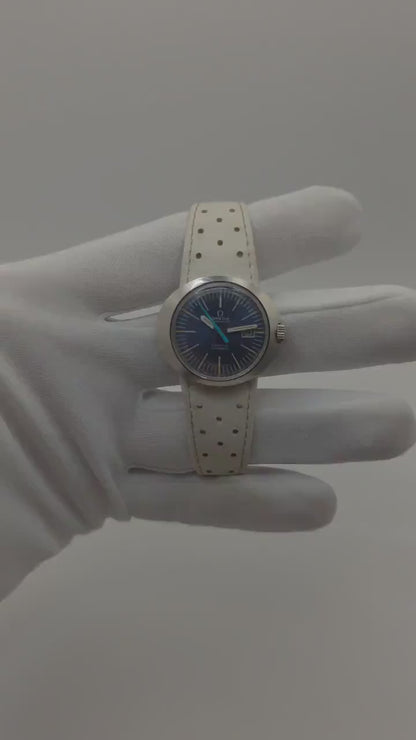 Omega Genève Dynamic 1970s Blue Dial Automatic Swiss Vintage Watch
